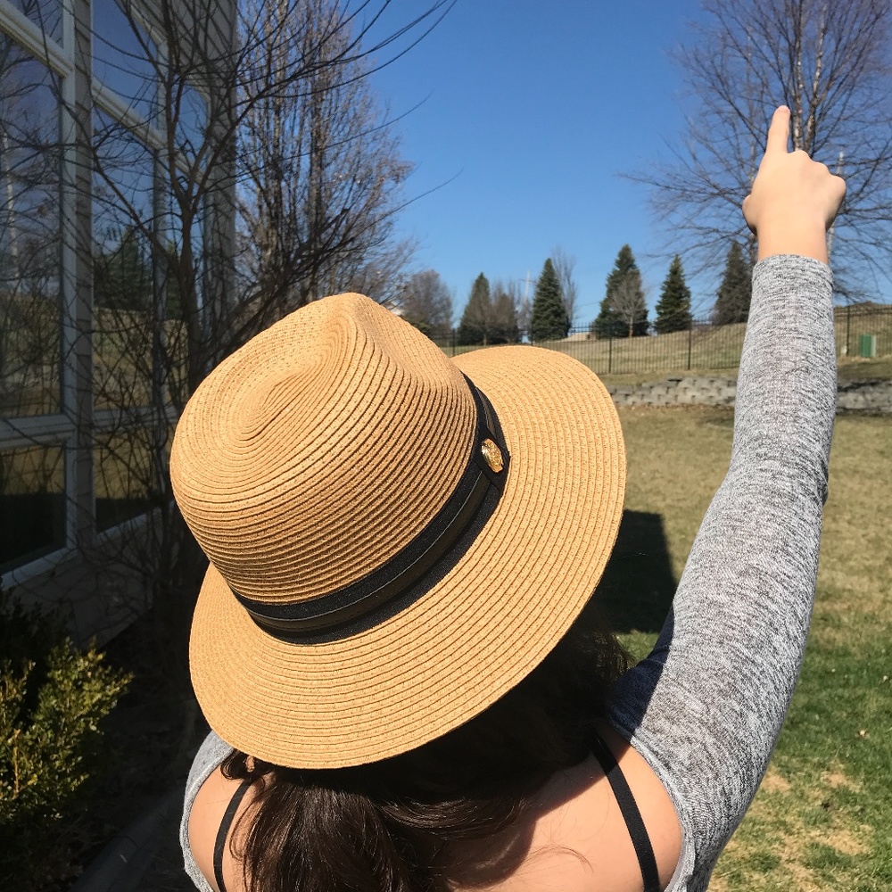 Hat - Picture 3 of 5